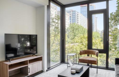 Downtown Seattle Apartment | First Hill 1BR w Gym Coworking SEA-438