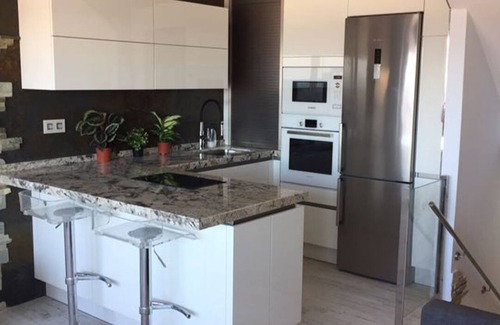 Cadiz Apartment | First line beach in Cádiz. Completely renovated in January 2017, brand new