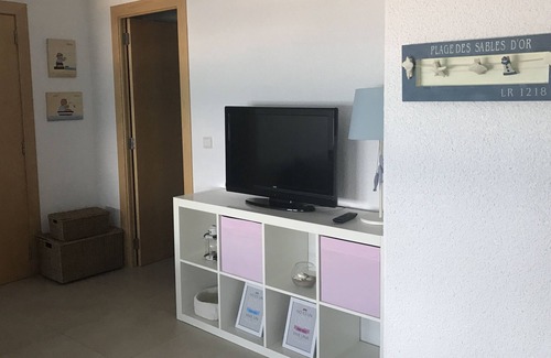 El Moncayo Apartment | FIRST LINE BEACH Incredible sunsets! SEPT OFFER 25%