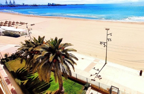 La Pineda Apartment | -FIRST LINE OF THE BEACH NEXT TO PORTAVENTURA AND SALOU