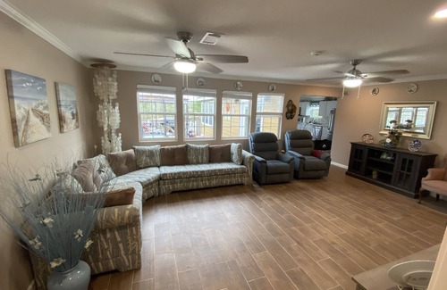 Cedar Lane House | Fish Camp - Backyard Caney Creek Fishing - 7.5 Miles from the Gulf