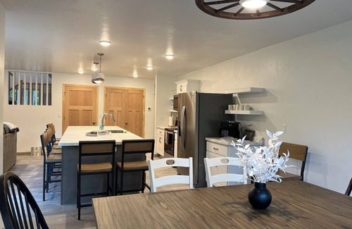 Fish Creek House | Fish Creek family retreat! A peaceful 6 bed/3 bath newly built home.