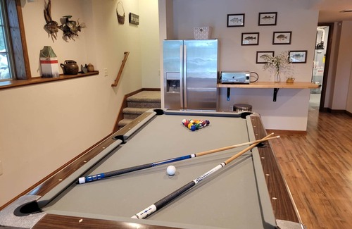 Waushara County House | Fish Lake Escape with Hot Tub & Pontoon Rental