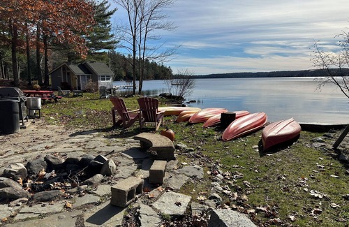 Orland Cottage | Fish Tale Cabin at Toddy Pond - water fun, close coastal towns/parks and more!