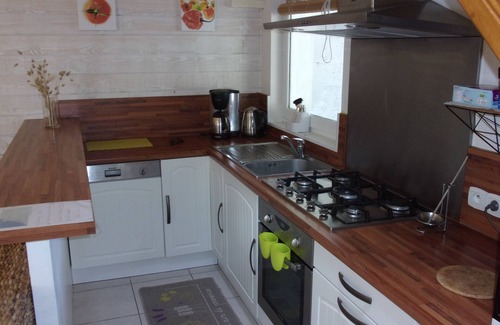 Plouescat House | FISHERMAN'S COTTAGE A STONE'S THROW FROM THE BEACH