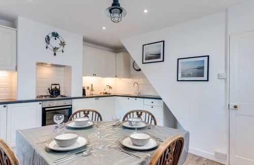 Martin House | Fisherman's Cottage in the beautiful Deal