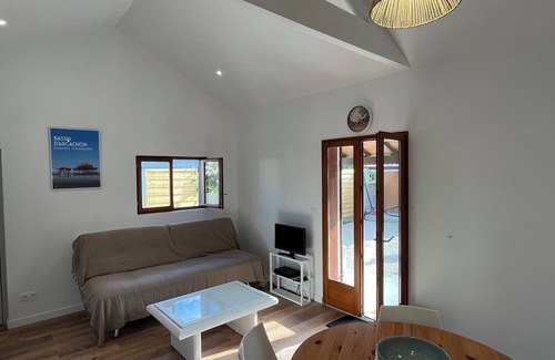 Gujan-Mestras House | Fisherman's house near the Port of Gujan