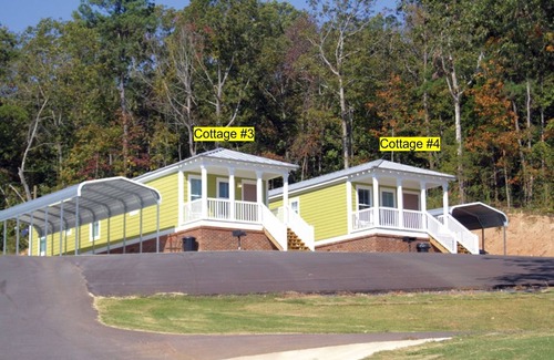 Langston Cabin | "Fisherman's Landing = Large Groups up to 30"