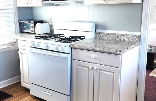 Core Creek Cottage | Fisherman's paradise, large covered porch, pet friendly, & close to Beaufort, NC