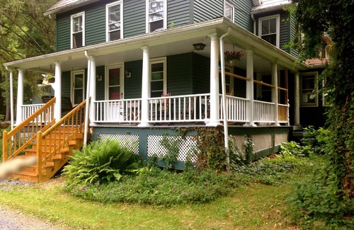 Coburn House | Fisherman's Paradise On Elk Creek 20 Miles from PSU
