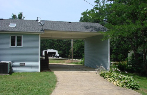 Springville House | Fisherman's Paradise