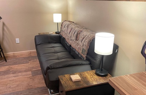 Kenai Apartment | Fisherman's Quarters