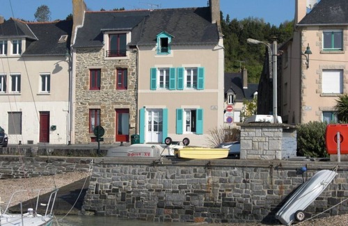 Cancale Apartment | Fishermen's house sea view 2nd floor