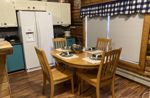 Tower Apartment | Fishermen, snowmobilers! Good fishing for Walleye, Bass, Northern & Musky 🎣