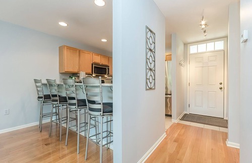 The Woods House | Fishhook Cluster on the Lake Townhome, 3 Decks to Enjoy Nature and Lake Views