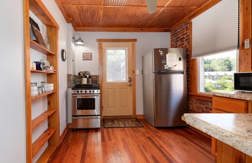 Bassett Condo | Fishing, Kayaking, Pet-friendly on the Smith River