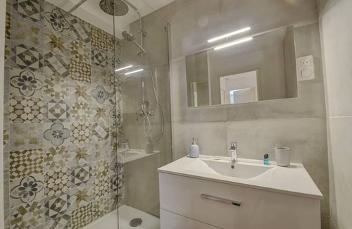 Les Cinq Avenues Apartment | FISSIAUX - Agréable T4 Nid douillet de Lonchamp