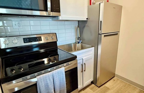 North Central Omaha Apartment | Fitness Gym, Free Parking, Near Benson!