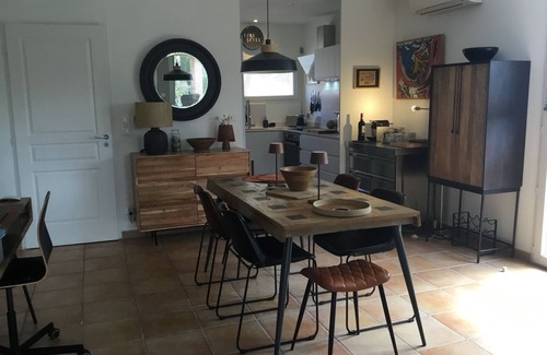 Fitou Villa | Fitou Mediterranean Villa 2 bed Full Air con, Wifi, 3 Pools,Terrace & Parki