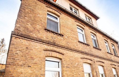 Bitterfeld-Wolfen Apartment | Fitter's apartment in Bitterfeld (near the Bitterfeld Chemical Park)