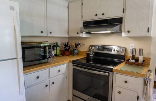 South Venice House | Five Beaches - walk to beach pool home