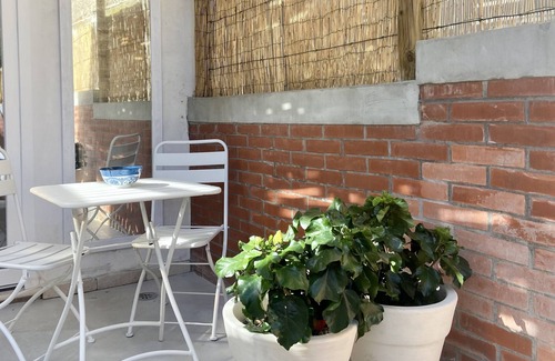 Licola Apartment | Five minutes from the beach. Patio and Pergola