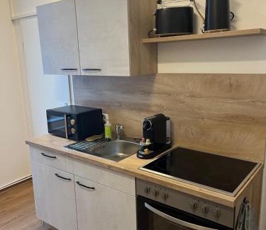 Wittenberge Apartment | Five O - Businessapartment Precht - QueenSize Bett