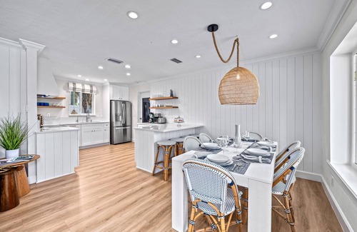 Saint Armands Key House | Five Palms-Indulge in a Stunning Lido Key Retreat with Private Pool, Firepit, and Steps to the Beach