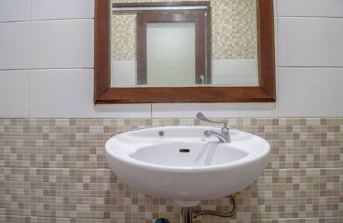Gatot Subroto Hotel | Flagship 2688 Guntur Hotel