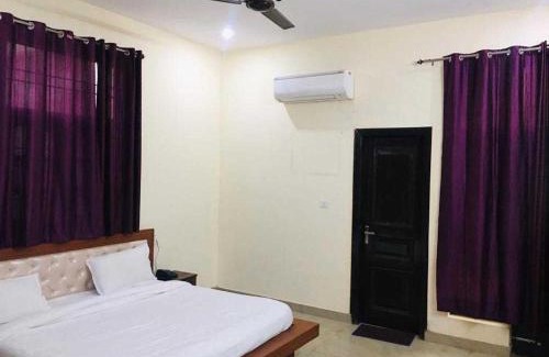 Ghaziabad Hotel | Flagship New Hotel Sky