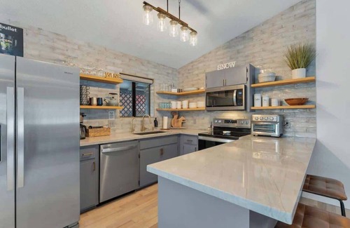 Kachina Village House | Flagstaff Cabin w/Wi-Fi & Fireplace Retreat