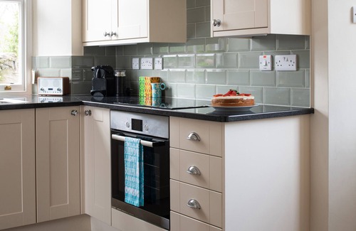 Penmon House | FLAGSTAFF, family friendly, character holiday cottage in Beaumaris