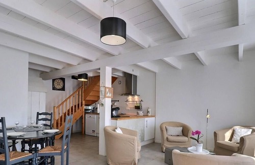 Saint-Coulomb House | Flamboyant - SAINT-COULOMB