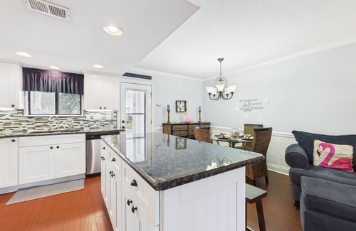 Panama City Beach House | Flamingo Paradise 169-Beach Access-Sleeps 8