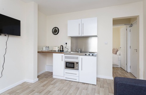 Southampton City Centre Apartment | Flat 1 - Luxury Blackberry Apartments