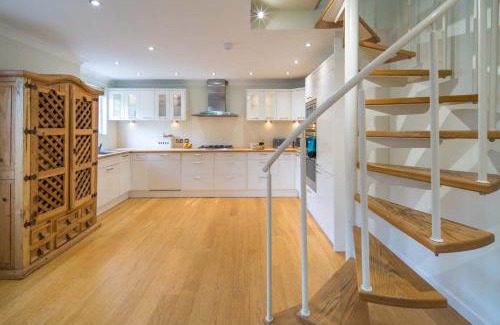 Seaview House | Flat 1, Medeira House