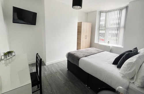 Edgbaston Apartment | Flat 2 Hagley Road