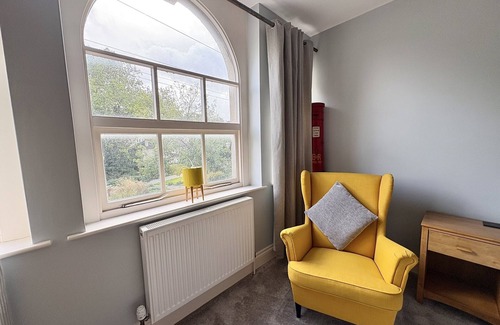 Shoscombe Apartment | Flat 2, Waterloo Apartments