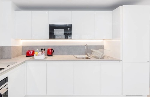 Ealing Apartment | Flat 29 Walpole Court - 1 bedroom apartment