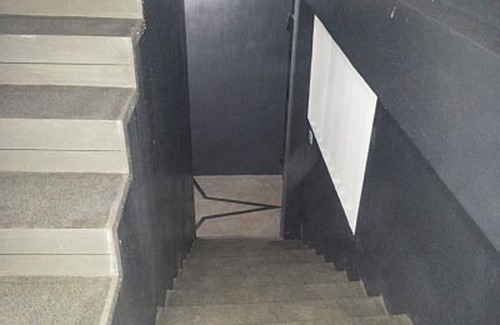 Mount Lavinia Apartment | Flat 3 - Fully Furnished Air-conditioned One Bedroom Apartment in Dehiwala