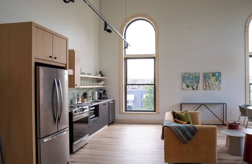 Traverse City Condo | Flat 301 Front and Union