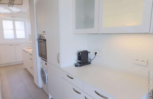 Port Grimaud Apartment | Flat 4 persons on the beach Port Grimaud I