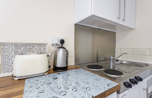 Southampton City Centre Apartment | Flat 5 - Luxury Blackberry Apartments