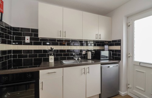 Brean Cottage | FLAT 8, family friendly in Brean