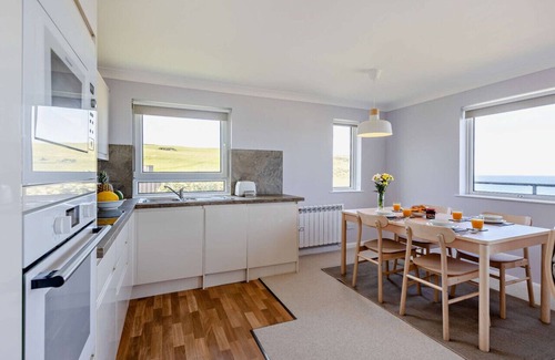 Putsborough Apartment | Flat 9 Clifton Court