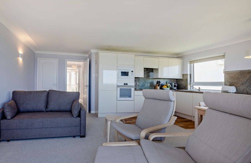 Putsborough Apartment | Flat 9 Clifton Court