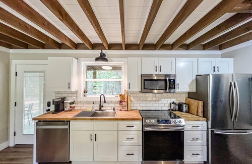 Tracy City House | Flat Branch Lodge - Tracy City TN
