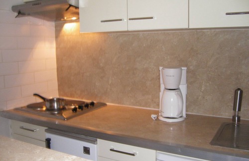 Saint-Etienne-de-Tinee Apartment | Flat full South, face mountain, 5mn with feet of the center d. Auron .