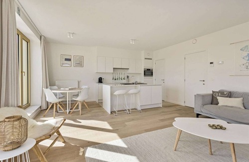 Uitkerke Apartment | Flat in Belgium near Sea Dyke & Town Center