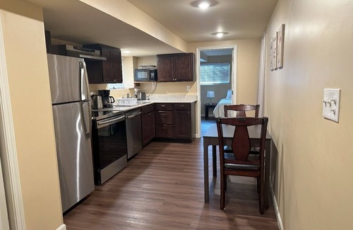 Sunset Hill Apartment | Flat in Heart of Ballard - Walk to Beach, Restaurants and Shops!